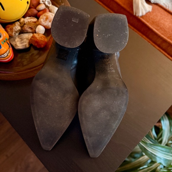 OAK + FORT Black Pointed Toe Heeled Ankle Boots - Picture 4 of 4